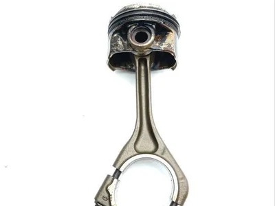 Land Rover Defender Station Wagon (L663) 2022 Piston - Image 1