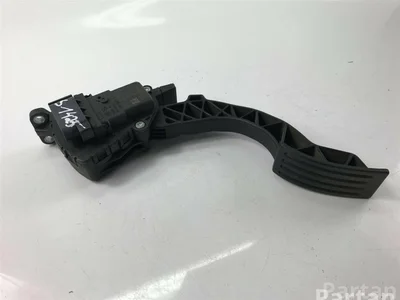 Ford 4M51-9F836-CG / 4M519F836CG FOCUS II Saloon (DB_) 2008 Pédale d'accélérateur - Image 1