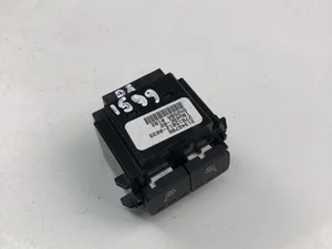 Volvo 31346786 V90 II 2019 Switch for seat heating