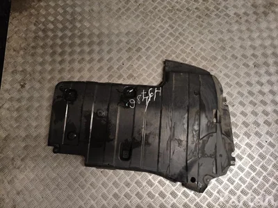 Mercedes-Benz A2056902507, A2056906305 C-CLASS (W205) 2019 Under cover Fuel Tank - Image 1