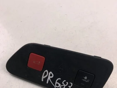 Peugeot 9816034477 3008 SUV 2019 Bouton du coffre à bagages - Image 1