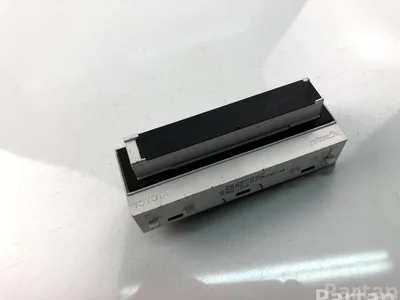 Toyota 83950-02520 / 8395002520 COROLLA Saloon (_E18_, ZRE17_) 2016 Ecran - Image 1