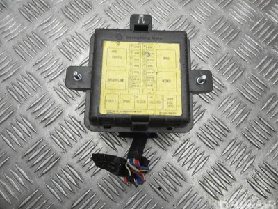 Ssangyong 82160-09650 / 8216009650 KYRON 2006 Boîte à fusibles - Image 1