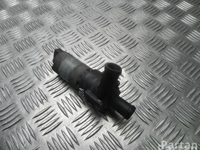 Porsche 3D0 965 561 D / 3D0965561D CAYENNE (9PA) 2004 Pompe à eau - Image 1