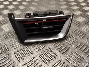 Renault 687501189R Clio V 2023 Air vent Left Front
