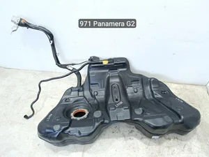 Porsche 971201021CD, 1712051166 PANAMERA (971) 2018 Réservoir de carburant