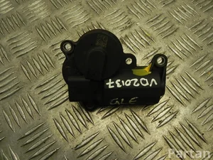 Mercedes-Benz A 213 906 86 01 / A2139068601 GLE (W167) (2019 ...) 2019 Moteur de réglage pour volet de régulation