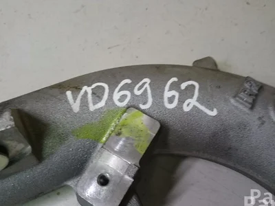 Mazda 32 ACM 100819 / 32ACM100819 3 (BL) 2010 Prise d'air / Conduit d'air d'admission - Image 1