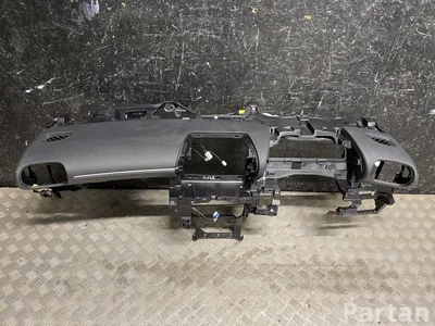 Toyota 55302-0D360 / 553020D360 Yaris P210 2022 Armaturenbrett - Bild 1