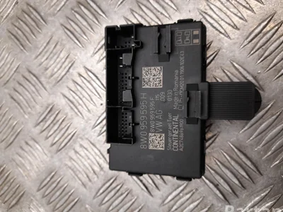 Audi 8W0959595H, 8W0959595F A4 (8W2, B9) 2019 Unité de commande pour porte Right Rear Left Rear Left Front Right Front - Image 1