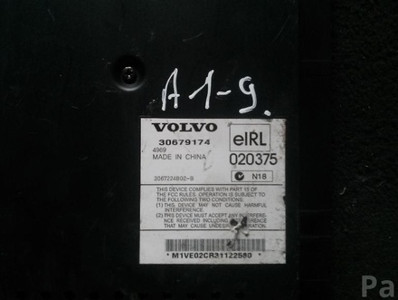 VOLVO 30679174 XC90 I 2003 Audio Amplifier