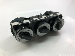 Mitsubishi 7820A513 COLT VI (Z3_A, Z2_A) 2009 Contrôle automatique de la climatisation