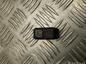 Mercedes-Benz 2028204010 S-CLASS Coupe (C140) 1994 Interrupteur de sécurité pour verrouillage central