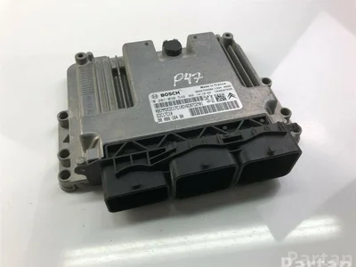 Peugeot 9808016480; 0281030548 / 9808016480, 0281030548 308 II 2014 Unités de contrôle - Image 1