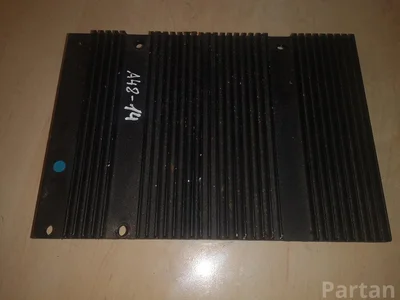 Volvo 30732824 XC90 I 2004 Amplificador de Audio - Imagen 1