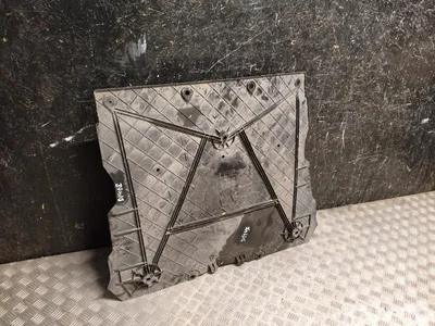Tesla 149915100D Model Y (5YJY) 2025 Cache de protection sous moteur Central - Image 1