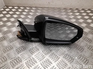 Audi E90411438, 82B 857 410 A / E90411438, 82B857410A A1 Sportback 2019 Išorinis veidrodėlis dešinė elektrinis reguliavimas Posūkio signalas