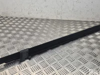 BMW 8496307, 153105-12 / 8496307, 15310512 2 U06 Active Tourer 2022 Durų sandariklis kairė priekis