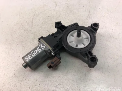 Dacia SANDERO II 2014 Moteur de lève-vitre - Image 1