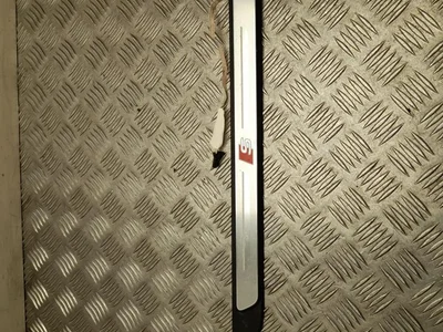 Audi 8Y0947417A A3 sedan (8YS) 2021 Bordure de seuil de porte - Image 1