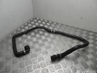 Mercedes-Benz A 205 501 8984 / A2055018984 C-CLASS (W205) 2016 Climatisation, Tuyaux / Tubes - Image 1