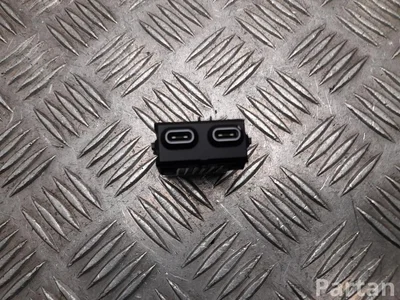 BMW 5B51C73 5 G60 2025 Įvesties įrenginys USB - Paveiksliukas 1