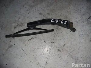 Volvo V70 II (SW) 2002 Wiper Arm