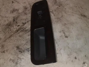 Volvo 65841 V50 (MW) 2005 Bouton de lève-vitre