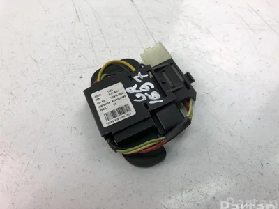 Peugeot 130916-0205 / 1309160205 208 2012 Unités de contrôle - Image 1