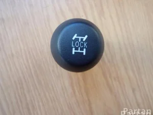 Toyota 15B116 COROLLA Verso (ZER_, ZZE12_, R1_) 2006 Bouton de blocage du différentiel