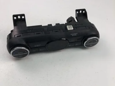 Kia 97250-J2110 / 97250J2110 SOUL II (PS) 2019 Contrôle automatique de la climatisation - Image 1