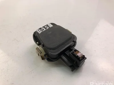 Mercedes-Benz 10136519-00 / 1013651900 C-CLASS Convertible (A205) 2017 unité de contrôle - Image 1