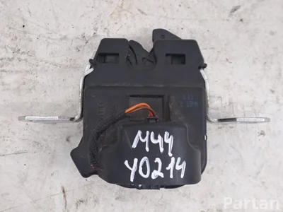 Mercedes-Benz C-CLASS (W205) 2015 Cerradura tapa de maletero - Imagen 1