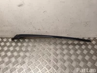 Mercedes-Benz 126 698 02 98 / 1266980298 S-Class W126 1983 Sonstige Veredelungsdetail