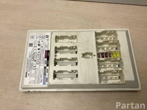 BMW 5A34CF3 ; 61355A34CF301 / 5A34CF3, 61355A34CF301 3 (G20) 2021 Środkowy sterownik systemu komfortu