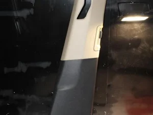 Volvo 6841932 XC60 2010 Tapisserie voiture right side