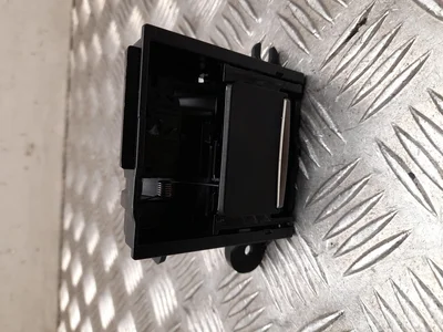 Lexus 86190-48090 / 8619048090 ES VII XZ10 2024 Périphérique d'entrée - Image 1