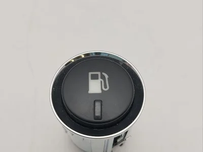 Aston Martin 6G33-9B242-AA / 6G339B242AA Vantage Coupe 2009 Przycisk otwierania wlewu paliwa - Obraz 1