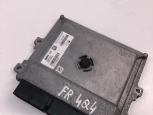 Renault 237103009R; 237102803R / 237103009R, 237102803R CLIO IV (BH_) 2014 Unidad de control del motor