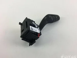 Ford F1FT-17A533-AA / F1FT17A533AA FOCUS III 2015 Unidad de brazos de columnas de dirección/ interruptores