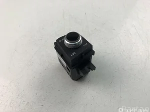 Audi 8W1919616 A4 (8K2, B8) 2015 Przełącznik/Przycisk