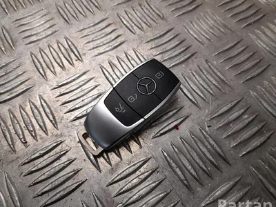 Mercedes-Benz A 177 905 55 04 / A1779055504 A-CLASS W177 2020 Clé - Image 1
