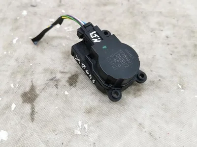 Opel KF784001 Mokka II e 2022 Moteur de réglage pour volet de régulation - Image 1