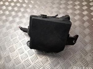 Lexus 82662-52B50, 82644-V2020 / 8266252B50, 82644V2020 LBX 2025 Boîte à fusibles