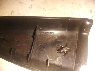 Volvo 8635397 XC60 2009 Garniture /moulage Right Rear - Image 1