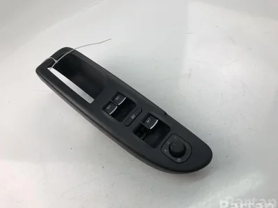 Volkswagen 3C1867171B PASSAT (3C2) 2009 Switch for electric windows - Image 1
