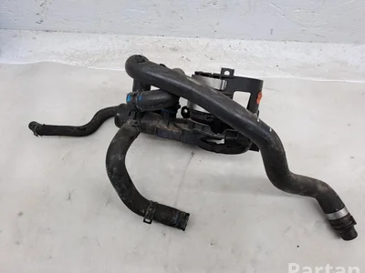 Mercedes-Benz A6512001556 C-CLASS (W205) 2015 Filtre à carburant / logement - Image 1