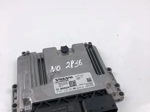 Volvo 32349194; 0261S104EV / 32349194, 0261S104EV V90 II 2021 Motorsteuergerät