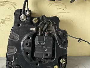 Opel 9827948380, 9828443980 Corsa F 2021 Réservoir Adblue