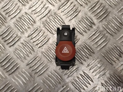Smart 252100339R FORFOUR Hatchback (453) 2022 Emergency light/Hazard switch - Image 1